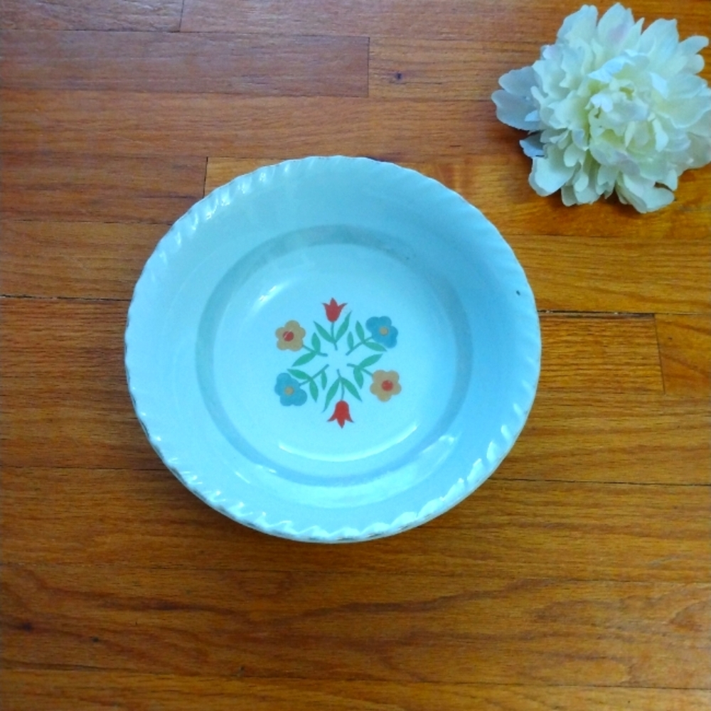 3/$10 🌟 Vintage Floral Design Serving Bowl Japan
